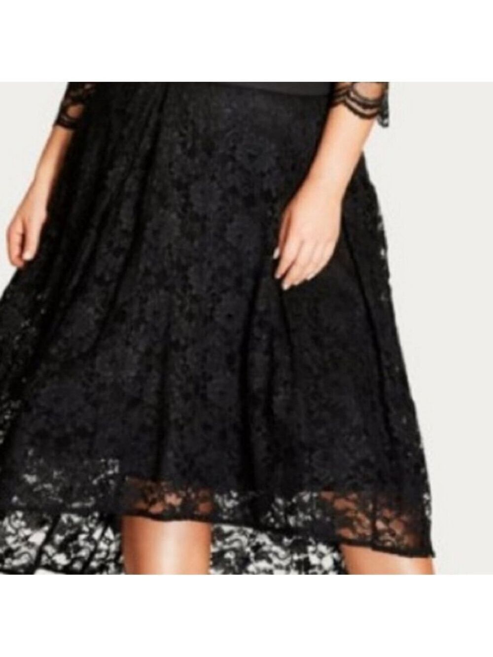 LANE BRYANT BLACK LUX LACE SKIRT WITH SATIN WAIST SCALLOPED HEM Size 26